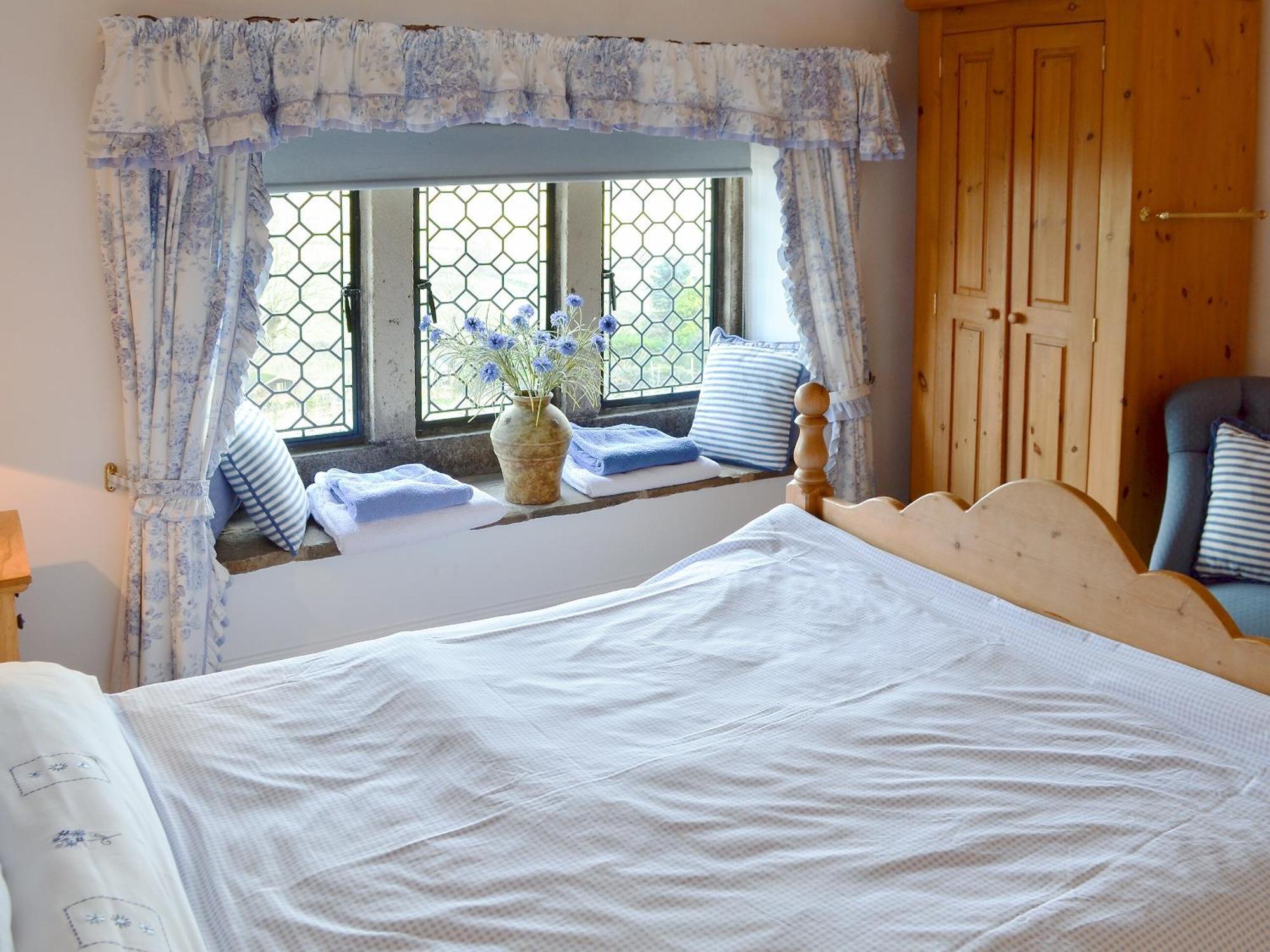 Mullions Cottage Каслтон Экстерьер фото